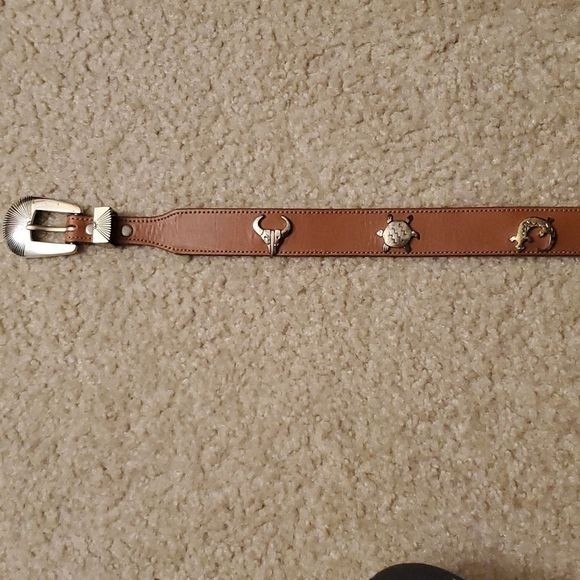 VTG Silver Creek Collection Brown Tan Animal Detail Leather Belt - Picture 8 of 9